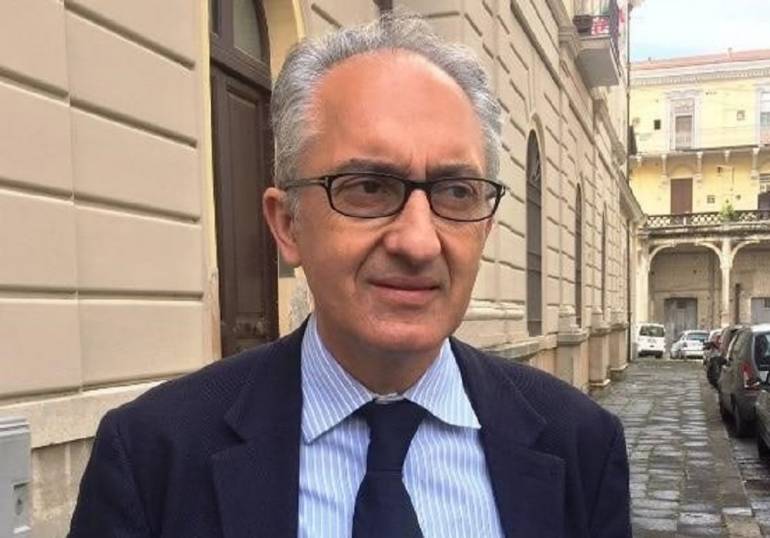Anci Campania: ‘Pausa didattica per garantire la sicurezza degli studenti’