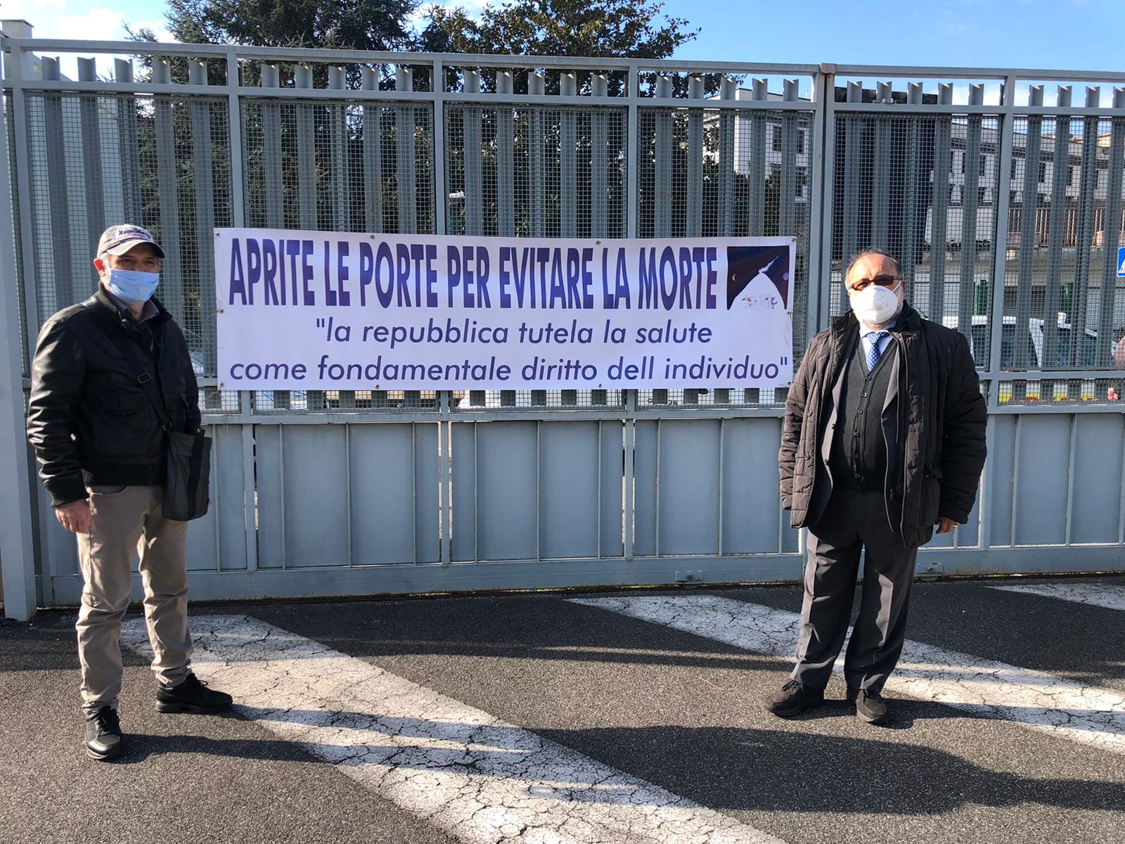 Il Garante dei detenuti della Campania: ‘Il Covid fa paura, i detenuti vanno vaccinati’
