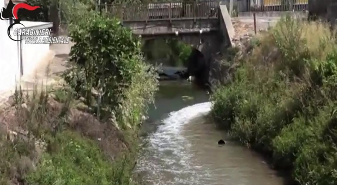 Inquinamento fiume Sarno: individuati 41 scarichi abusivi, 36 aziende sequestrate e 144 denunce,