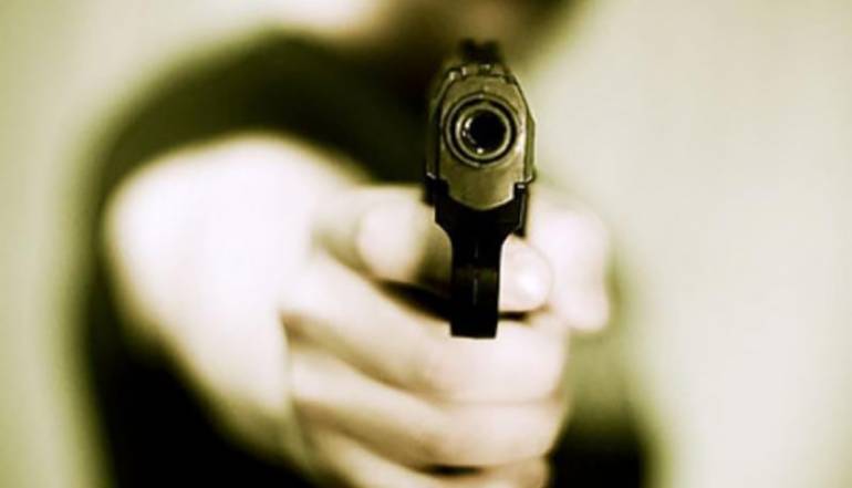 villaricca arma contro polizia