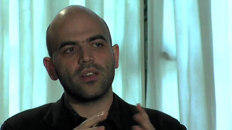 Roberto Saviano nuova firma del Corriere della Sera