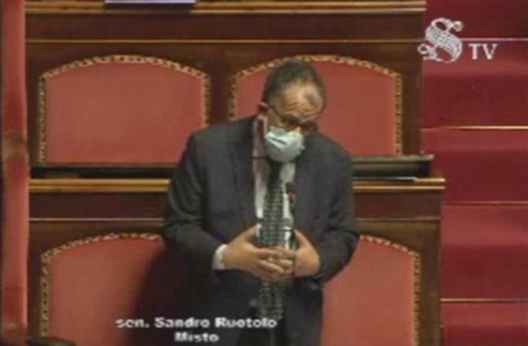 Il senatore Ruotolo porta il ‘caso Castellammare’ in Parlamento