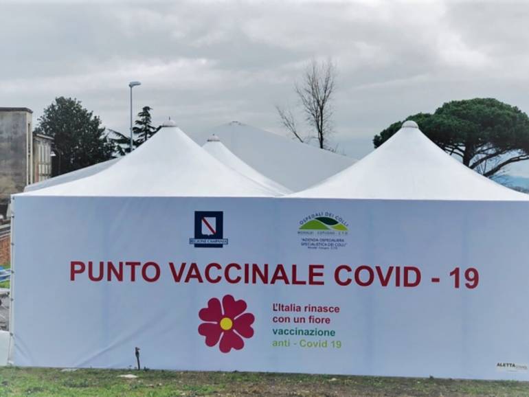 Covid, oggi il V-Day in Campania in 7 ospedali