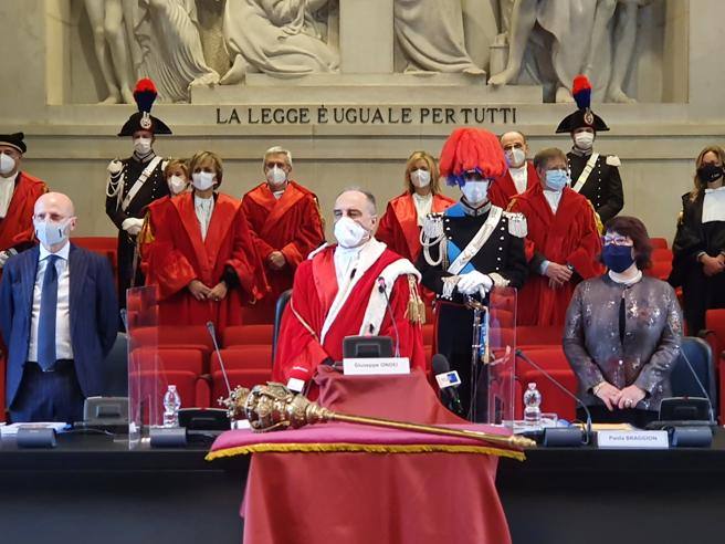Allarme dei Pg: ‘A Napoli giustizia quasi paralizzata dal Covid’