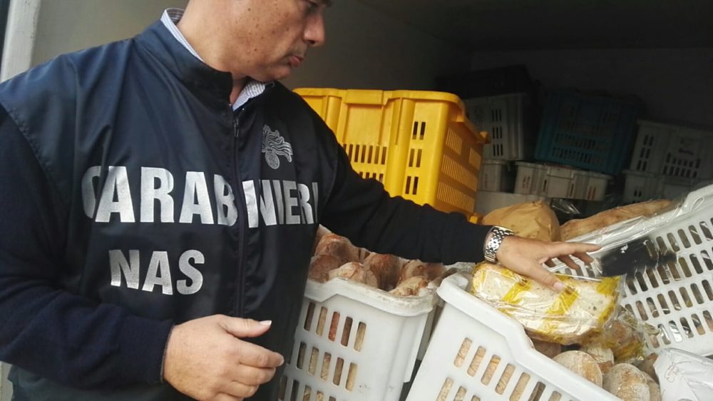 Carabinieri NAS: controlli nella filiera alimentare, oltre 2.700 kg di alimenti sequestrati