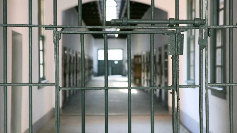 Castel Volturno, stalking e minacce alla compagna: arrestato