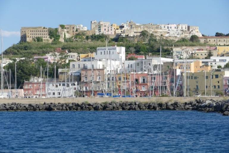Procida e Castellabate unite da un ‘Abbraccio Culturale’
