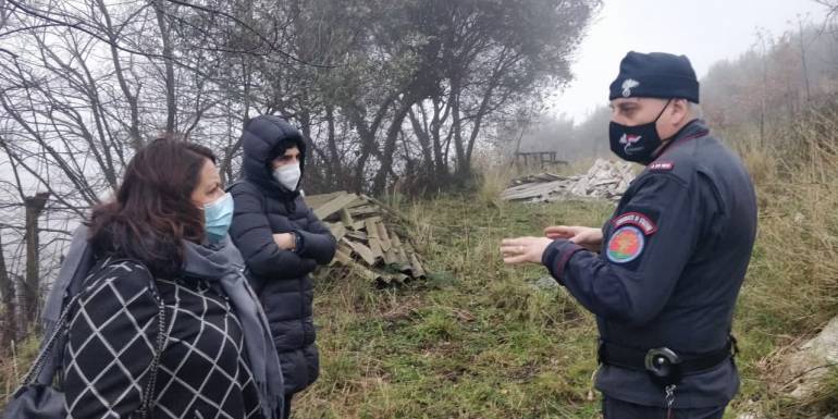 Caserta, sequestrate due discariche abusive nel Parco Regionale del Partenio su denuncia del M5S