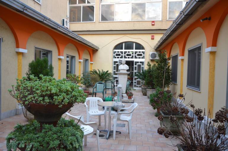 Focolaio covid in una casa di riposo a Sant’Antonio Abate: 33 positivi