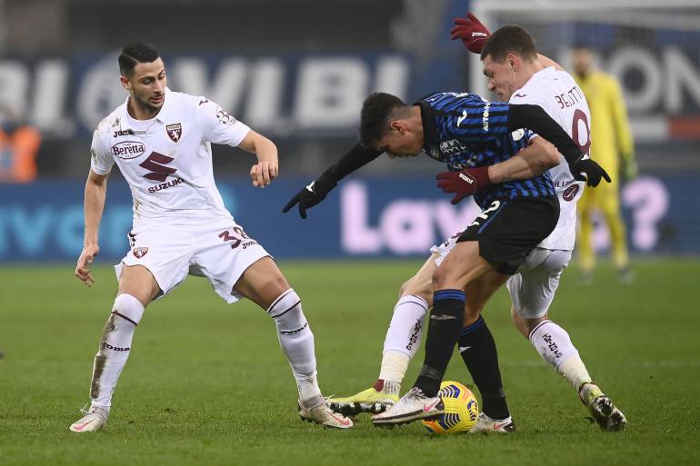 Riecco il Cuore Toro da 3-0 a 3-3 con l’Atalanta e lo Spezia batte il Sassuolo