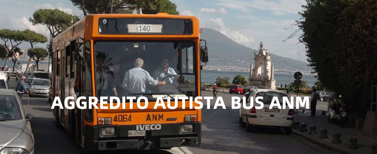 Napoli, aggredito autista Anm: salvato dalle urla dei passeggeri