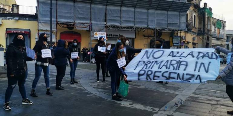 Scuole chiuse a Scafati, il Tar boccia la decisione del sindaco Salvati