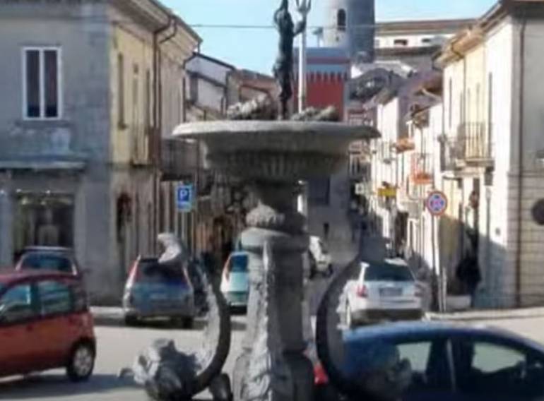 Investe un uomo e scappa: denunciato 51enne in provincia di Benevento