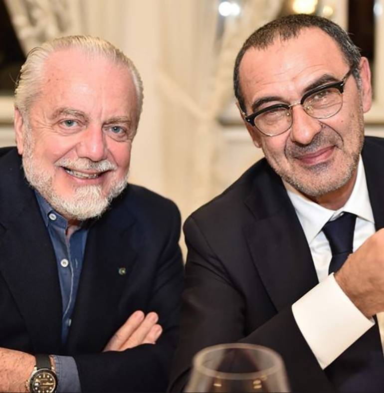 Napoli, De Laurentiis pensa ad un ritorno di Sarri