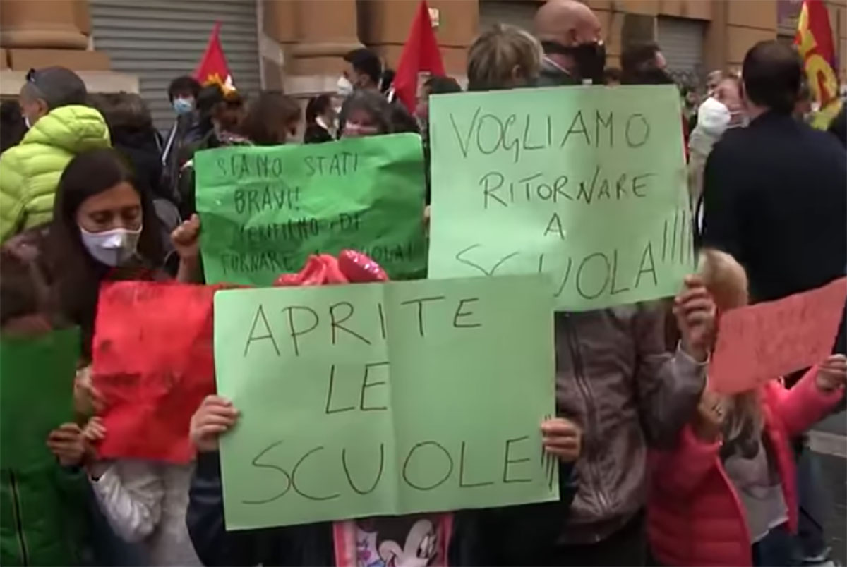 I ‘No Dad’ della Campania: ‘No a provvedimenti irrazionali dei sindaci’