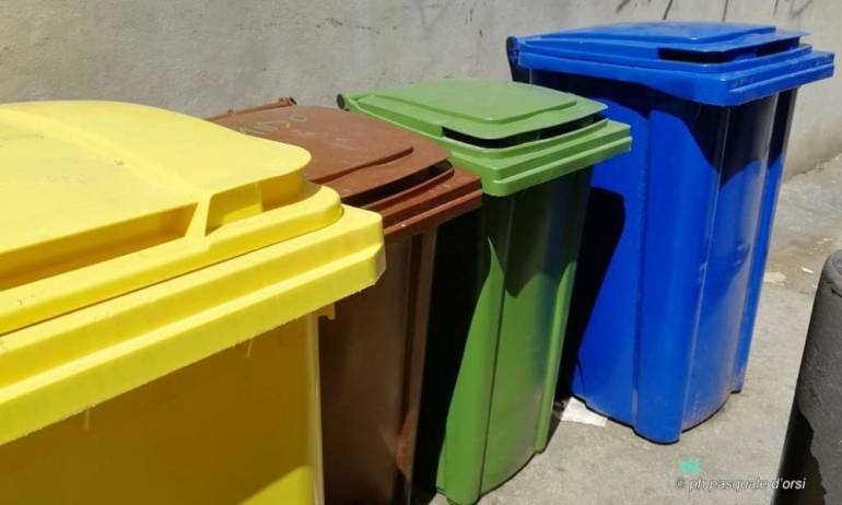 Torre del Greco, riparte la distribuzione dei kit buste per la raccolta differenziata