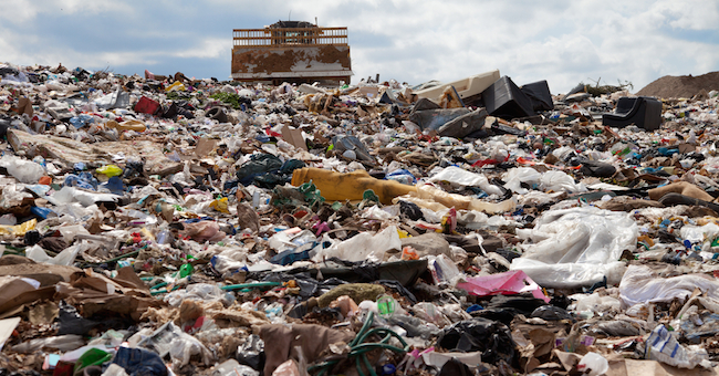 Traffico di rifiuti e riciclaggio: arresti a Napoli, Caserta e Salerno