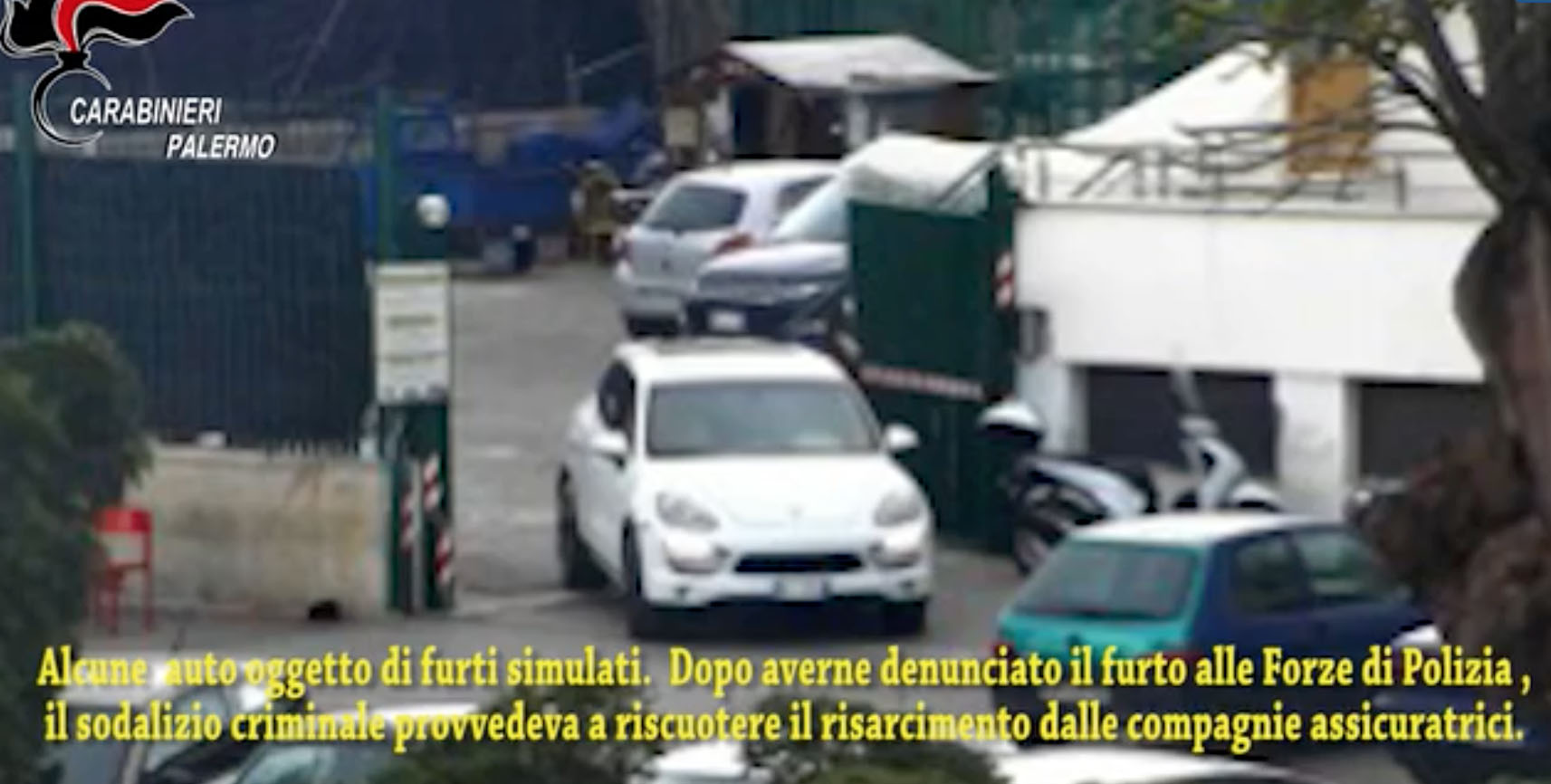 Rubavano auto di lusso tra Napoli e provincia e le rivendevano a Palermo: 16 misure cautelari