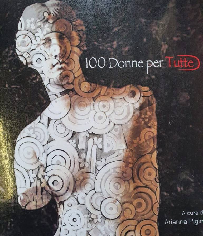 Contro la violenza di genere, esce il libro ‘100 Donne per Tutte’