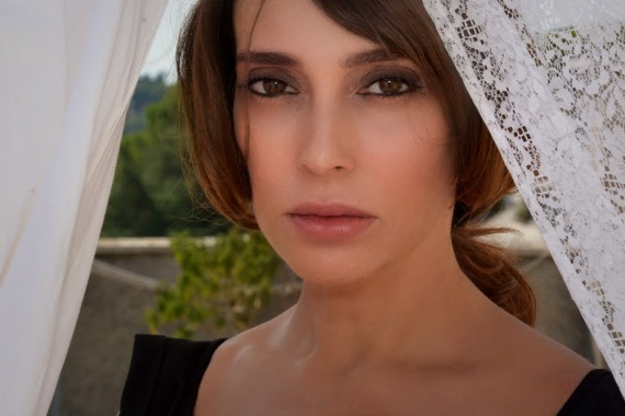 Anna Marcello protagonista del film ‘Credo in un solo padre’ in streaming su Chili