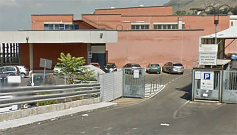 Altra vittima del covid a Pozzuoli: chiusi tutti i mercati