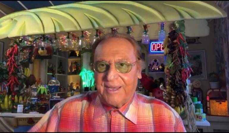 Renzo Arbore, Gianni Conte e Lello Esposito inaugurano ‘Suoni contro muri’