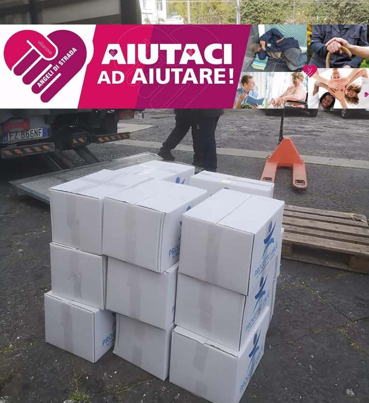 Napoli, casatielli in dono per Pasqua a clochard e famiglie povere