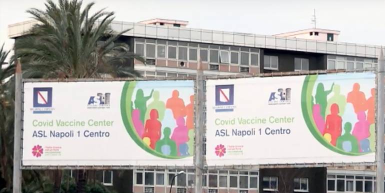 centro vaccini napoli