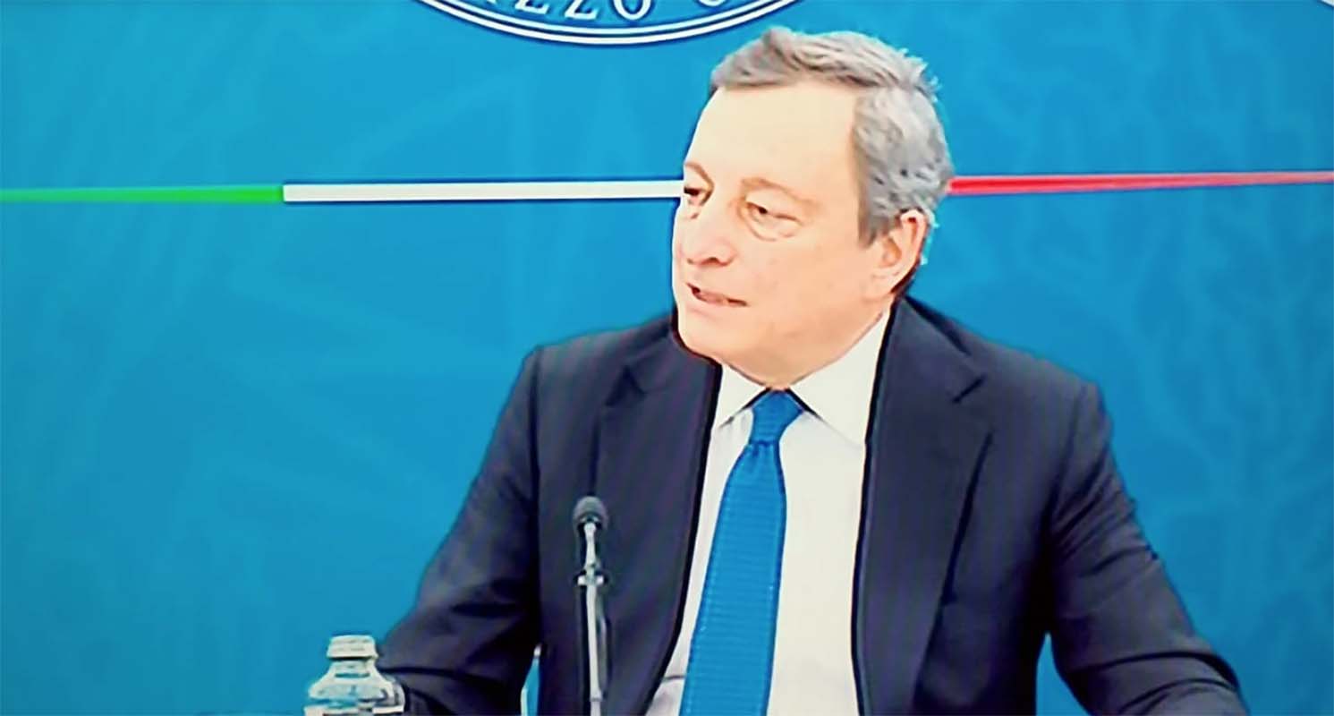 Draghi: ‘Riaprono le scuole fino alla Prima media’
