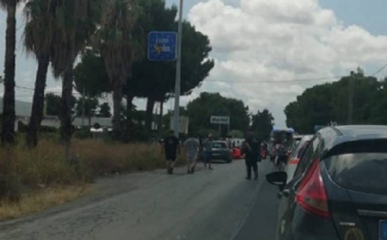 Rapina all’Eurospin di Aversa: banditi travisati da passamontagna si fanno consegnare l’incasso