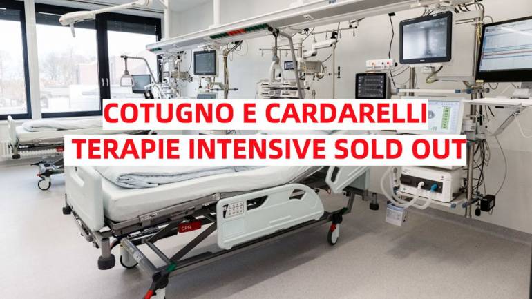Covid, un solo posto in intensiva al Cotugno e 3 al Cardarelli