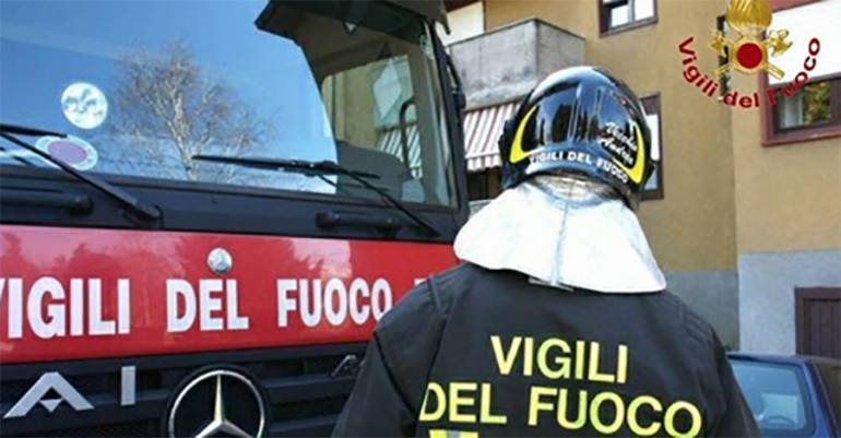 Napoli, incendio in una casa al Vomero: muore un’anziana