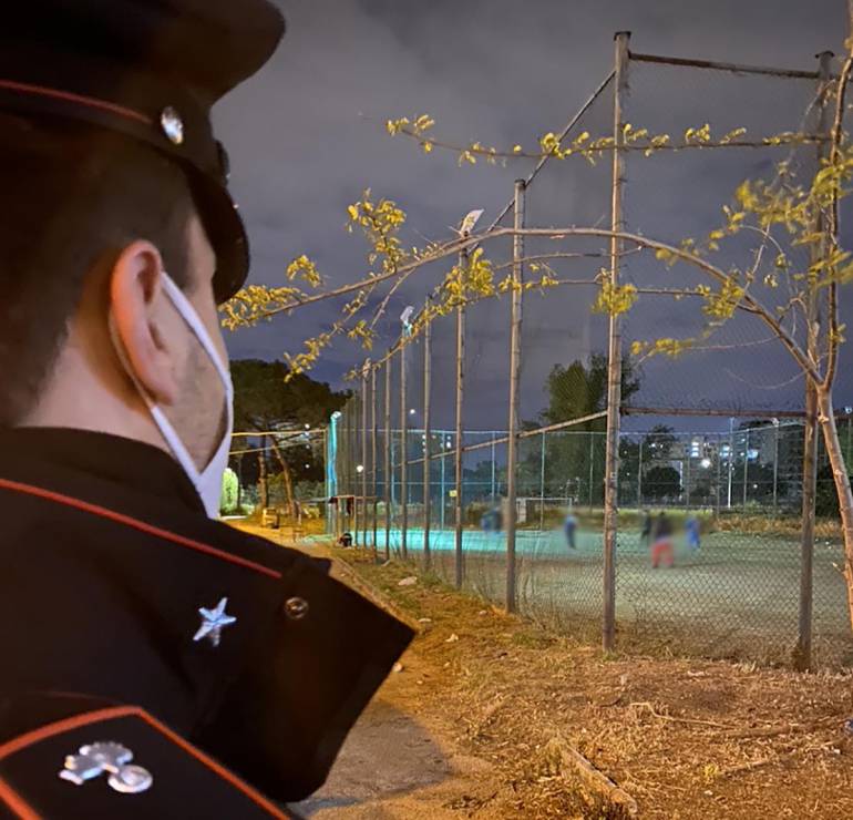 Napoli, accoltellati durante la partita di calcetto