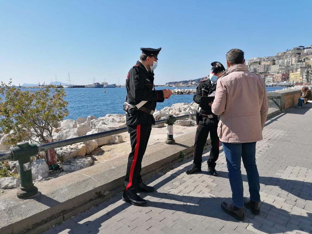 Napoli e provincia: 309 sanzionati nei controlli anti covid