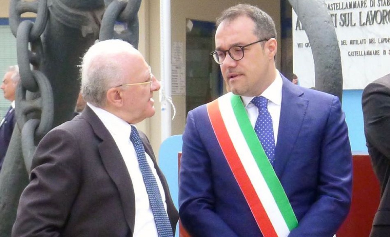Patto Pd-Forza Italia per l’arenile stabiese: la Regione finanzia la bonifica