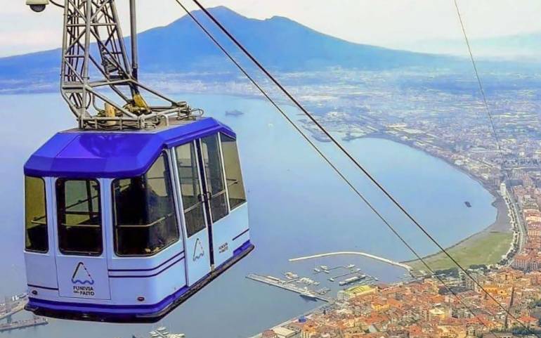 Castellammare, dal 12 al 20 agosto funivia del Faito in funzione fino alle 22.30