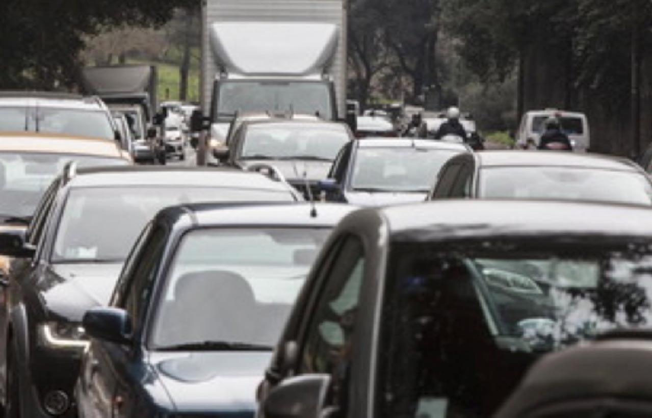 Pompei, prove generali di ‘normale caos’ di traffico e viabilità