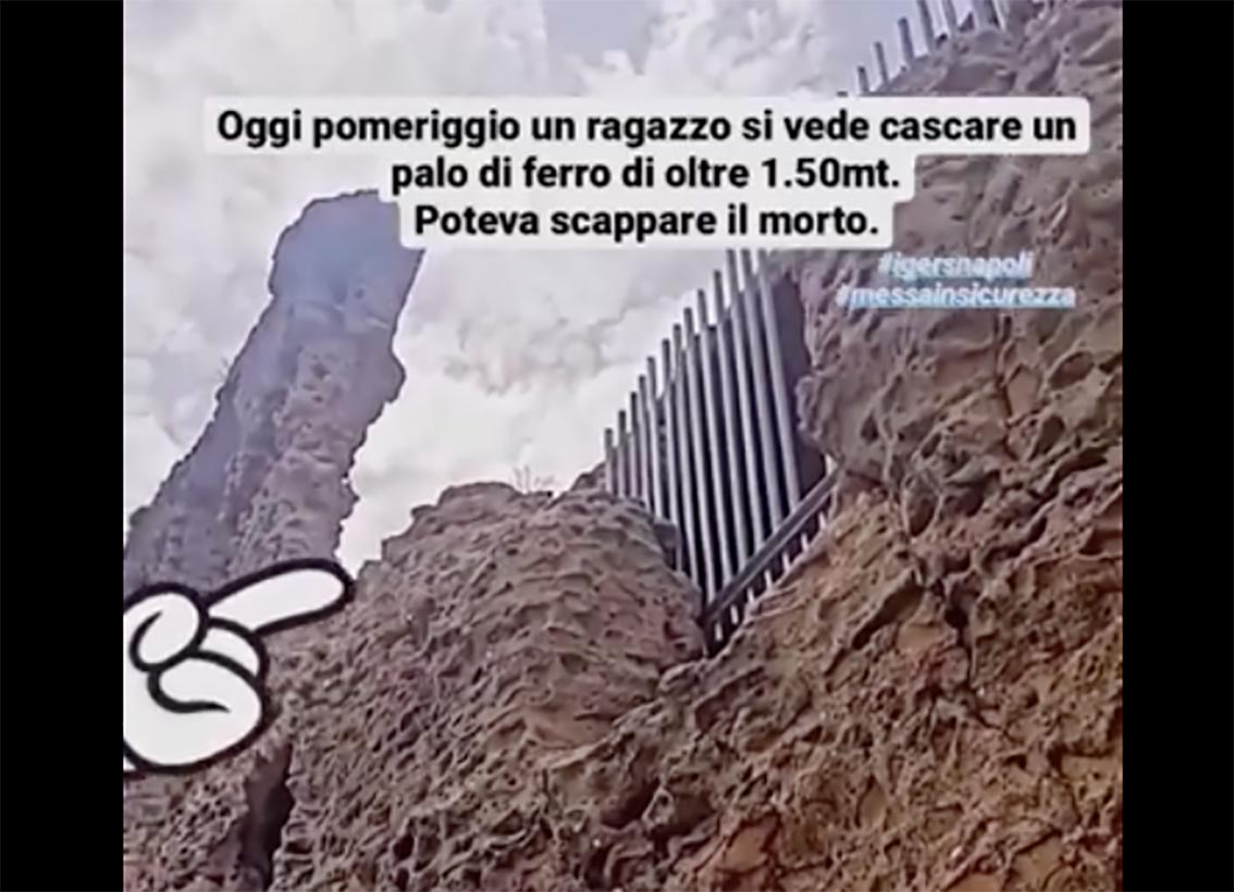 Napoli, il caso dell’incidente del cancello a Marechiaro denunciato sui social