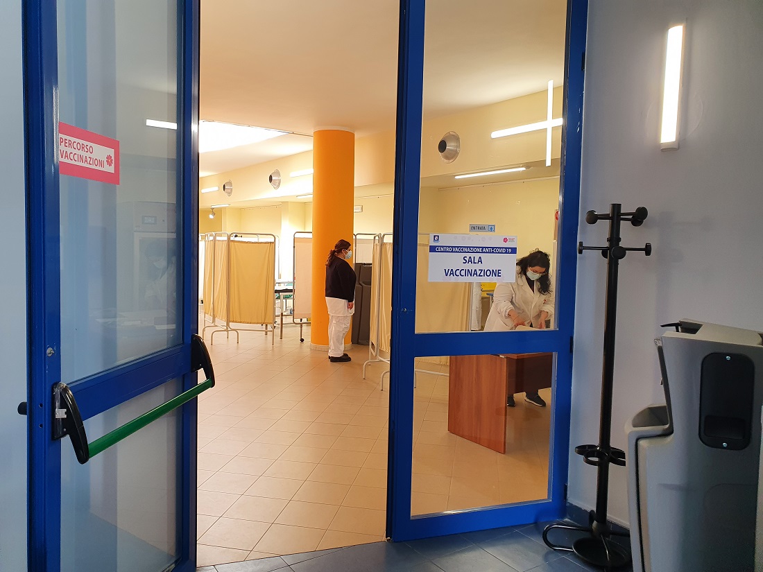 San Giorgio, il Sindaco Zinno attiva “un infopoint” presso il centro vaccinale