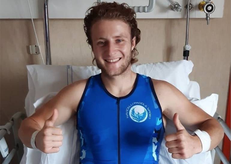 Perde le gambe in un incidente: l’inno all’amore e alla vita di Christian Volpi