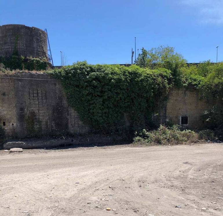 Napoli, bonificato l’EX Macello di Poggioreale. Era diventato una mega discarica