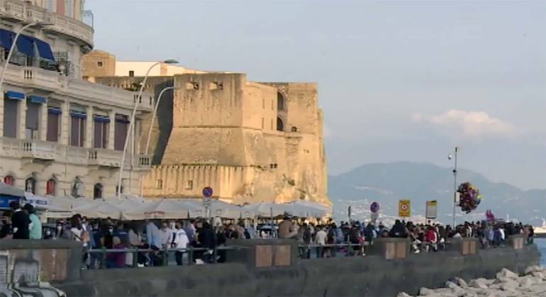 Covid, in Campania contagio stabile al 2,08%