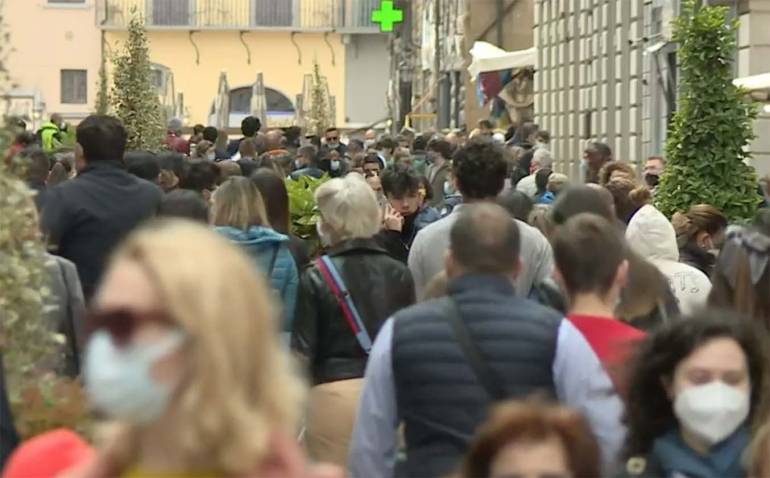Covid in picchiata in Italia: contagio all’1,7%