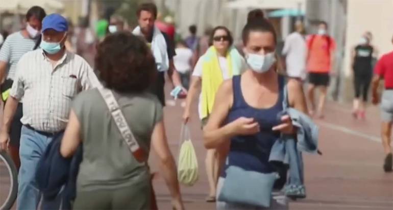 Covid in Italia: 18.255 casi, 66 morti e tasso positività al 9,4%