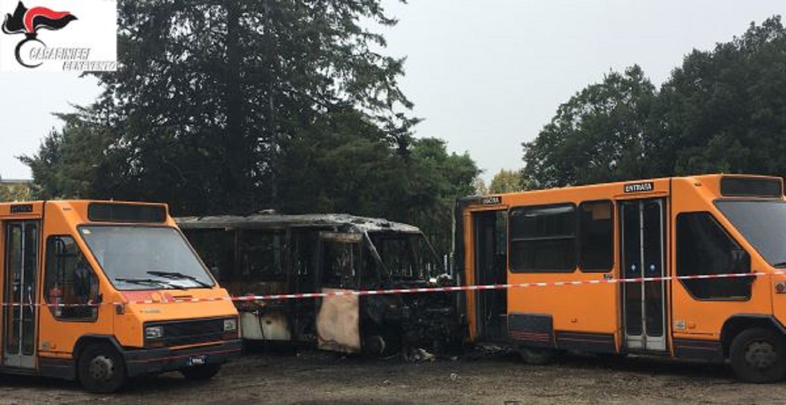 Benevento: incendiarono bus Trotta, arrestate tre persone