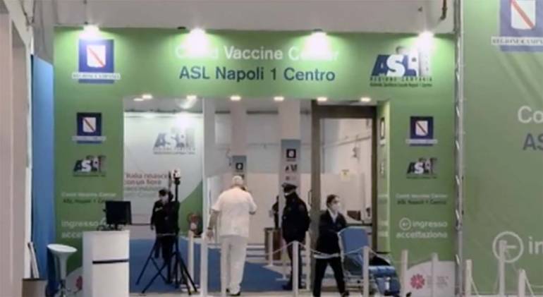 Naples, vaccines for children aged 5 to 11 at the Mostra d'Oltremare