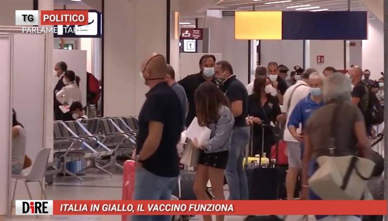 Tg Politico Parlamentare: Italia in giallo, il vaccino funziona