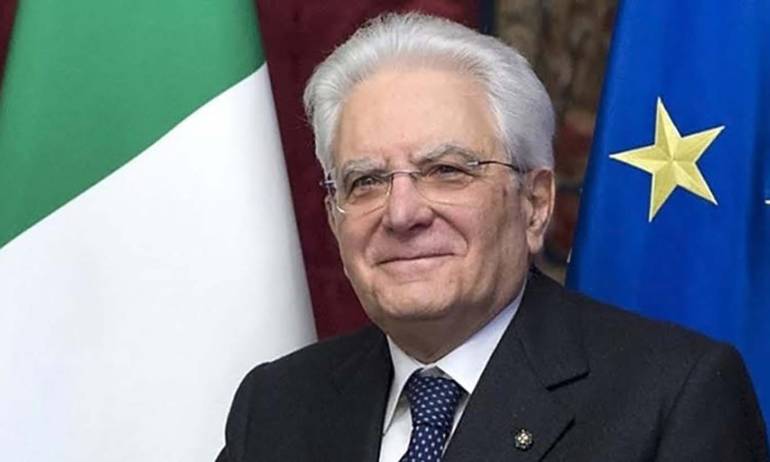 Mattarella conferisce 33 onorificenze al Merito motu proprio: 2 i napoletani
