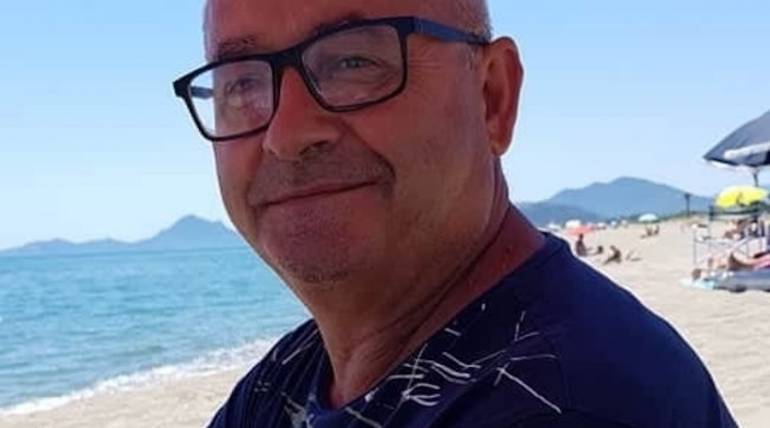 Sardegna, papà muore per salvare la figlia e due amiche dal mare