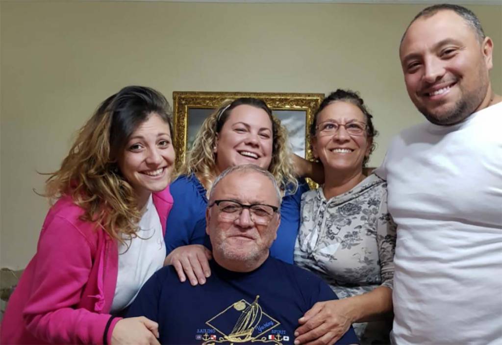 Napoli, i familiari dell’agente Apicella: ‘Fiducia nella giustizia’